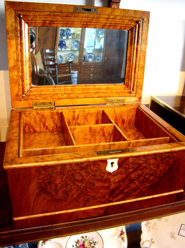 A fabulous 19th century bird's eye maple dresser box circa 1880